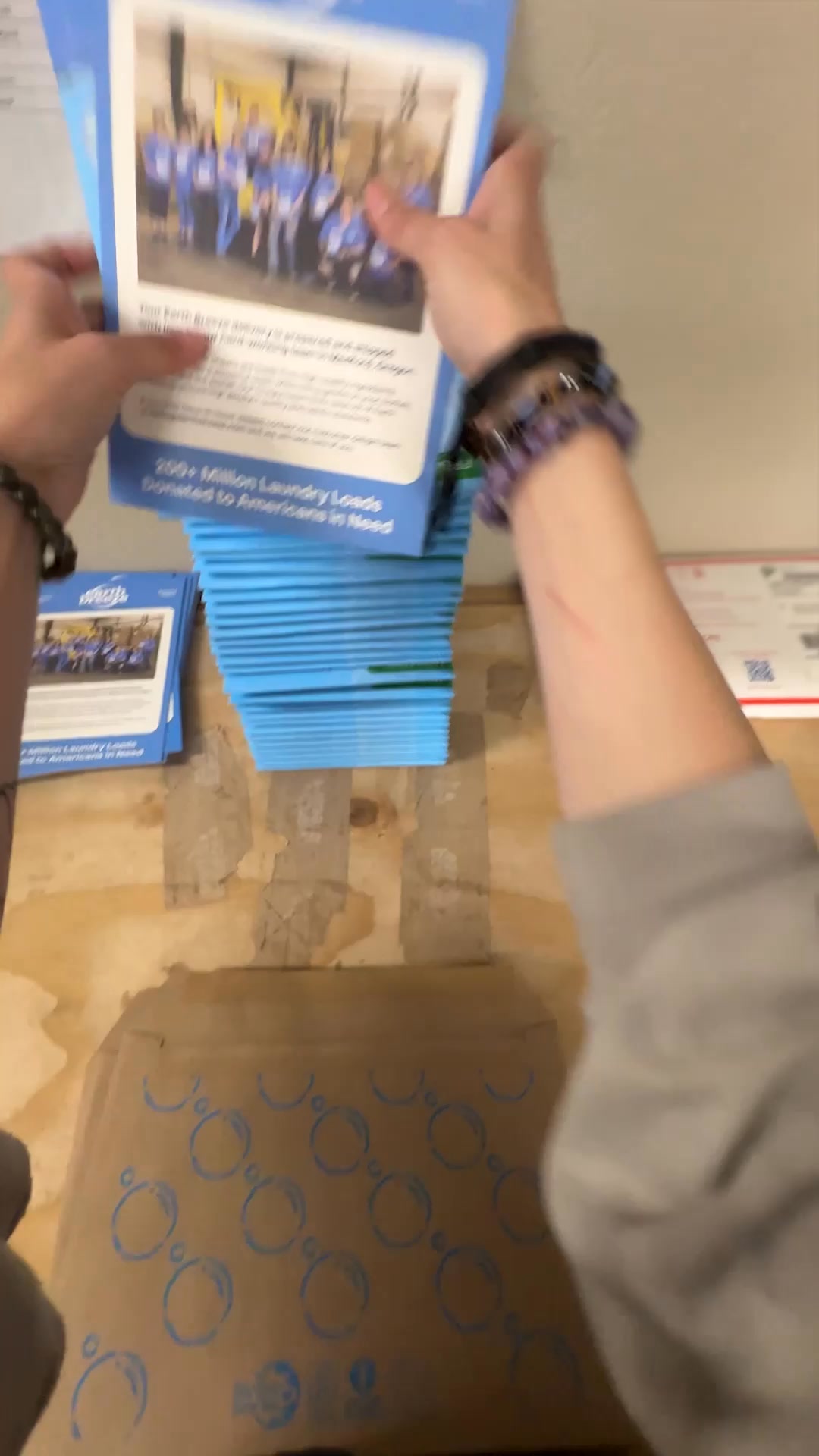 Earth Breeze Facebook ad: America's #1 Laundry Detergent Sheet