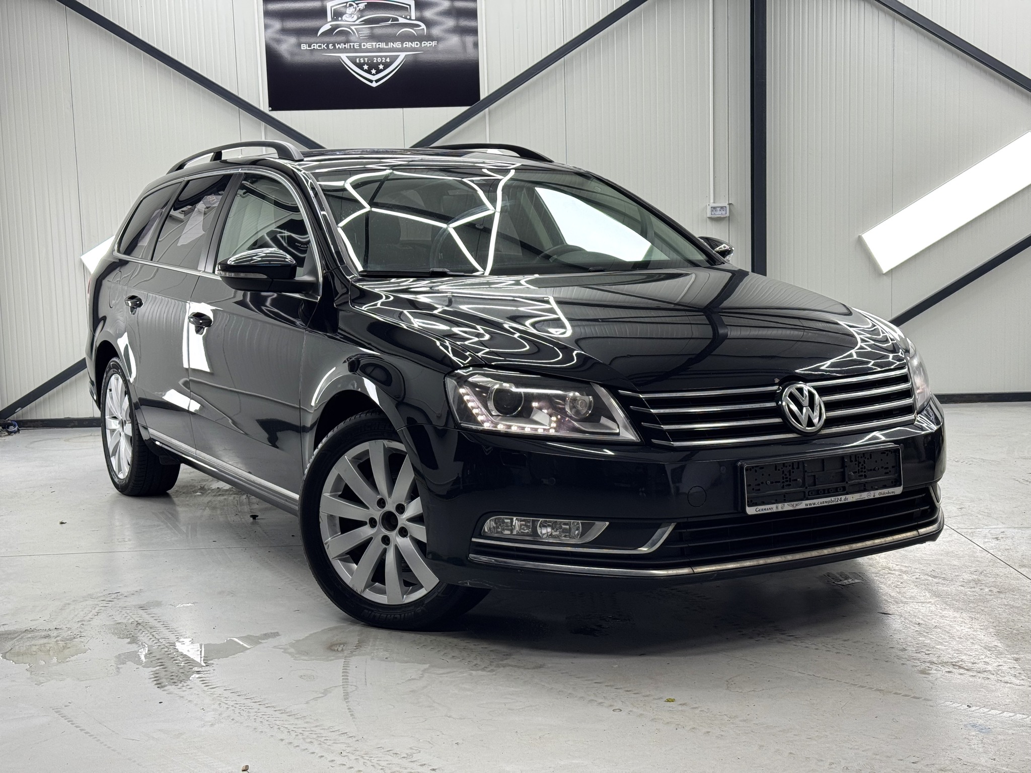 West Cars Auto - Rateautosh.ro Facebook ad