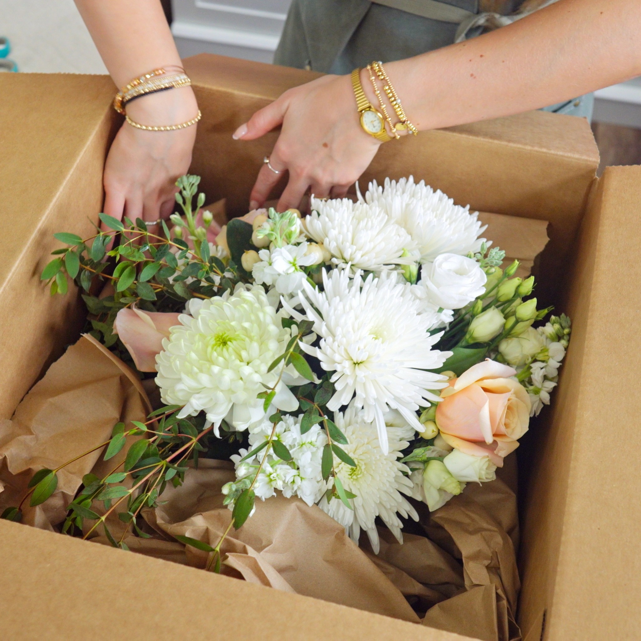Everlasting Bloom Co.  Facebook ad