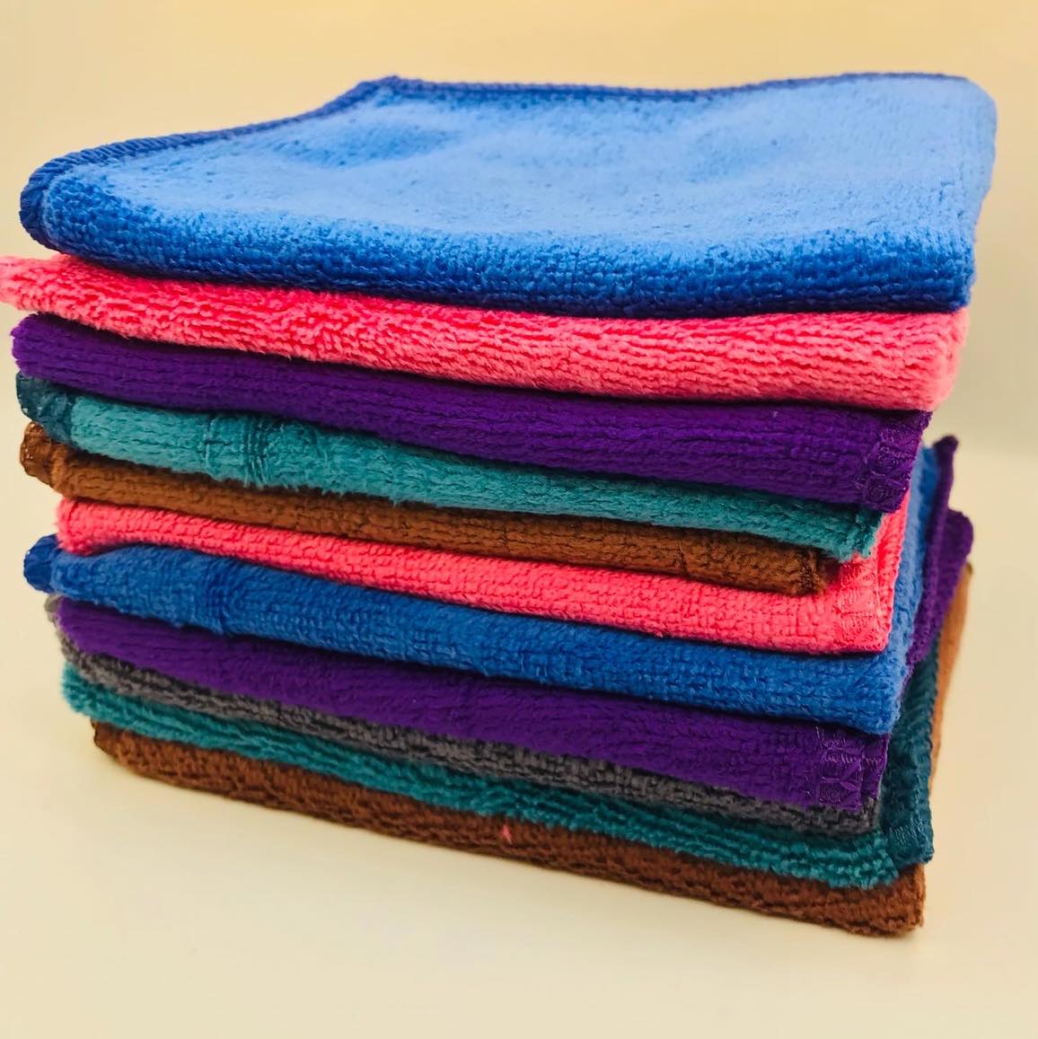 The Shopping Kingdom Facebook ad: 12 pcs Velvet Micro fiber cloth pack (10…
