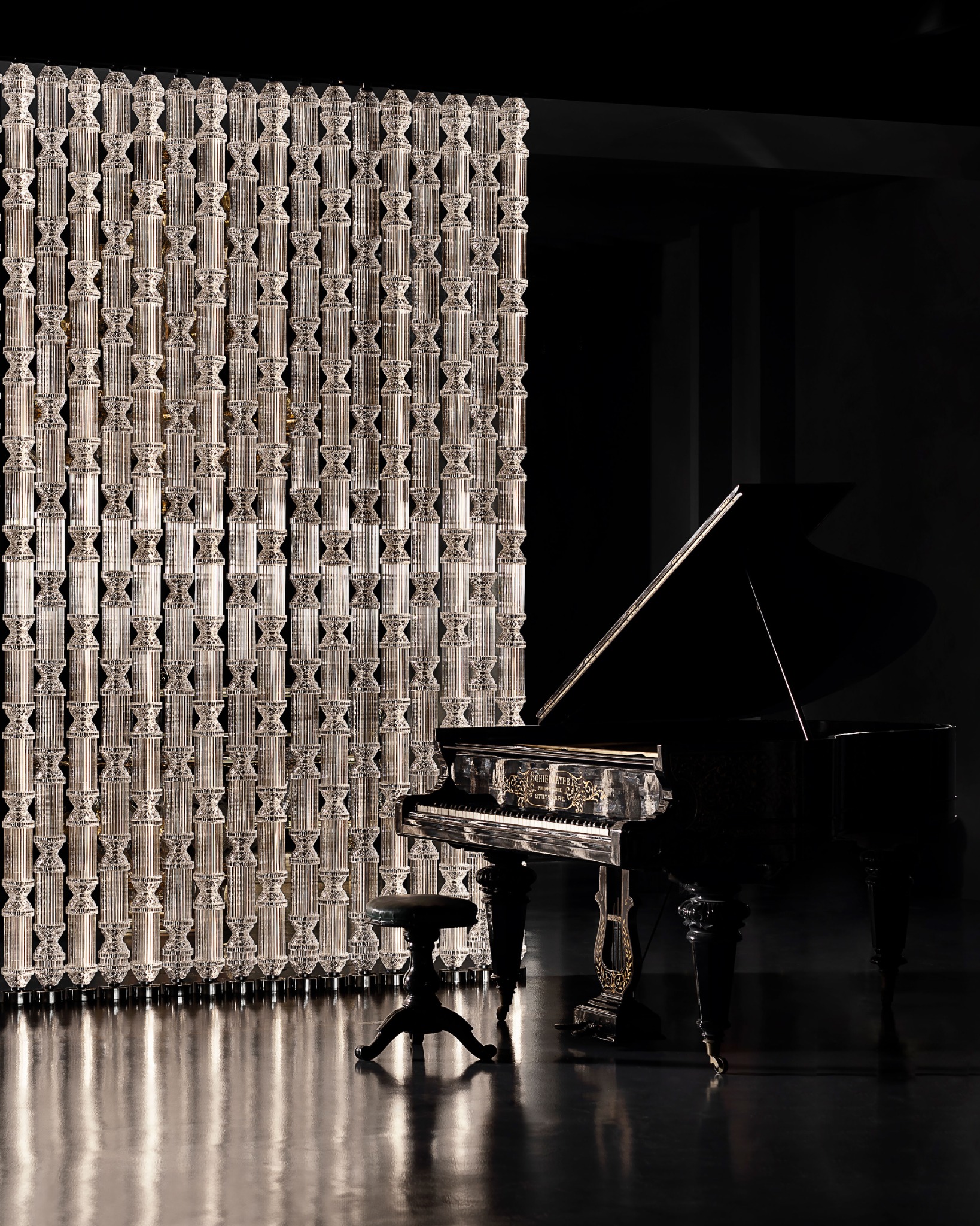 iDOGI Facebook ad: Light and architecture: a synergy that transforms interiors…