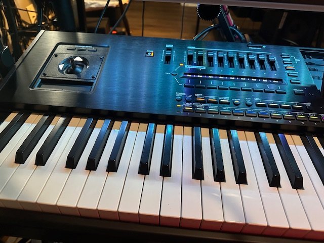 G Reed Smyth Facebook ad: Korg Pa5X Arranger Workstation, Loaded, Mint Condition…