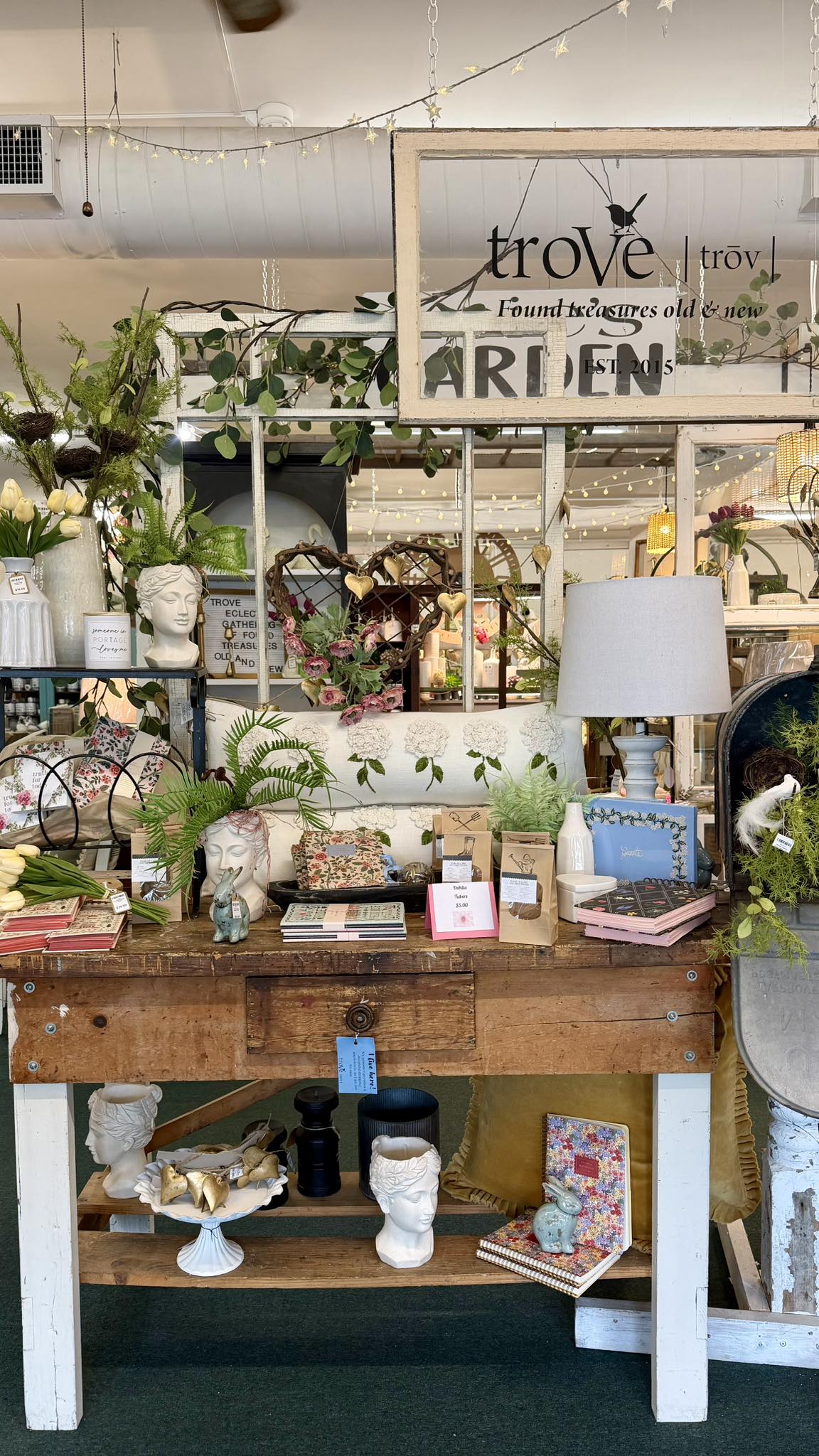 troVe Facebook ad: Here, the hidden treasures of unique decor, crafts…