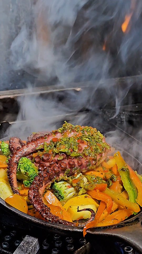 Chiclayo cocina peruana Facebook ad: Hay platos que no se describen… se sienten.