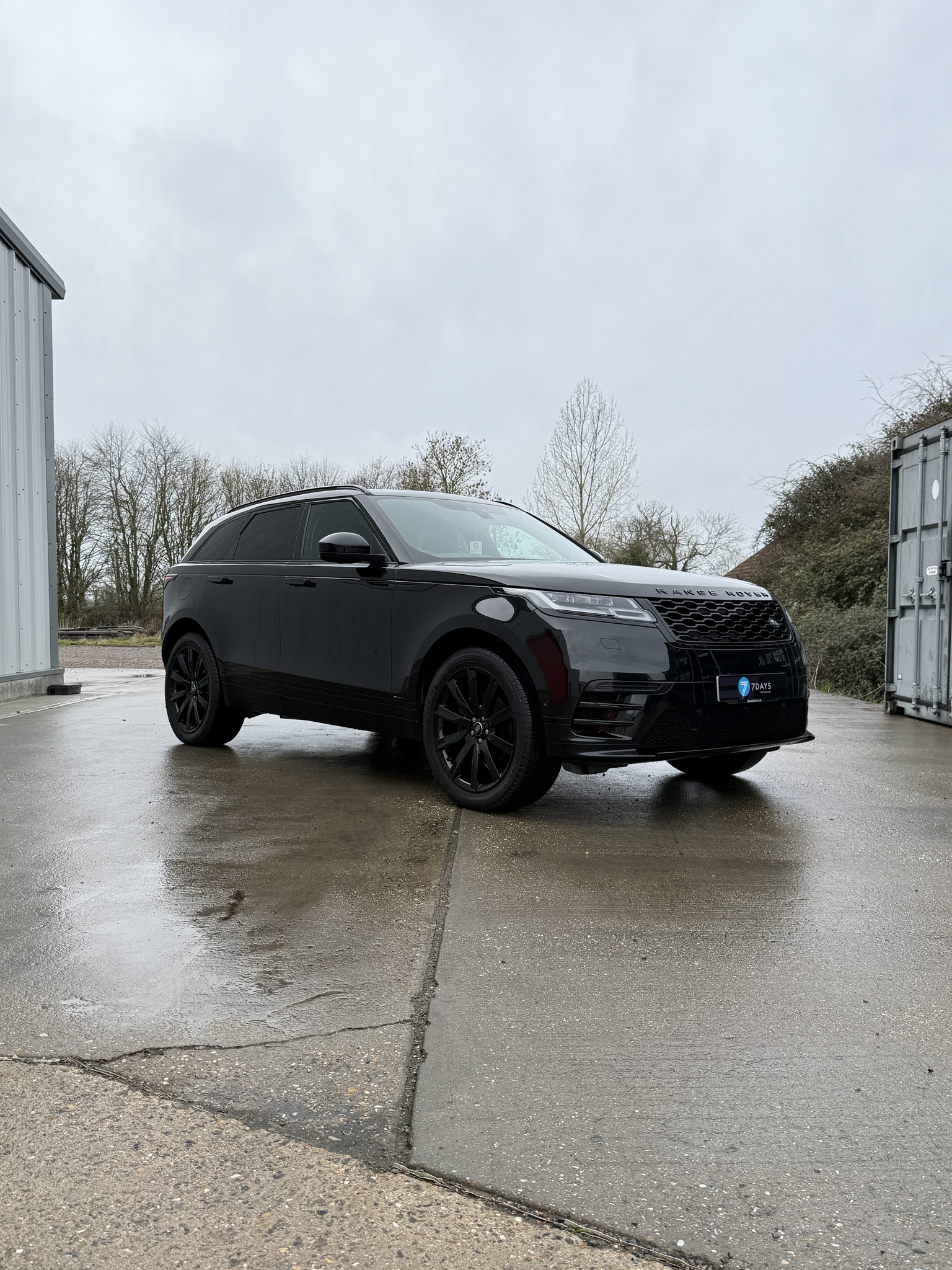7days Performance Facebook ad: THIS IS QUIET LUXURY ON FOUR WHEELS