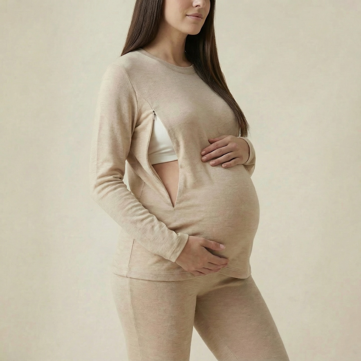 Millemini Facebook ad: Ellie mamma tynn ulltopp i merinoull/bambus med ammeåpning…