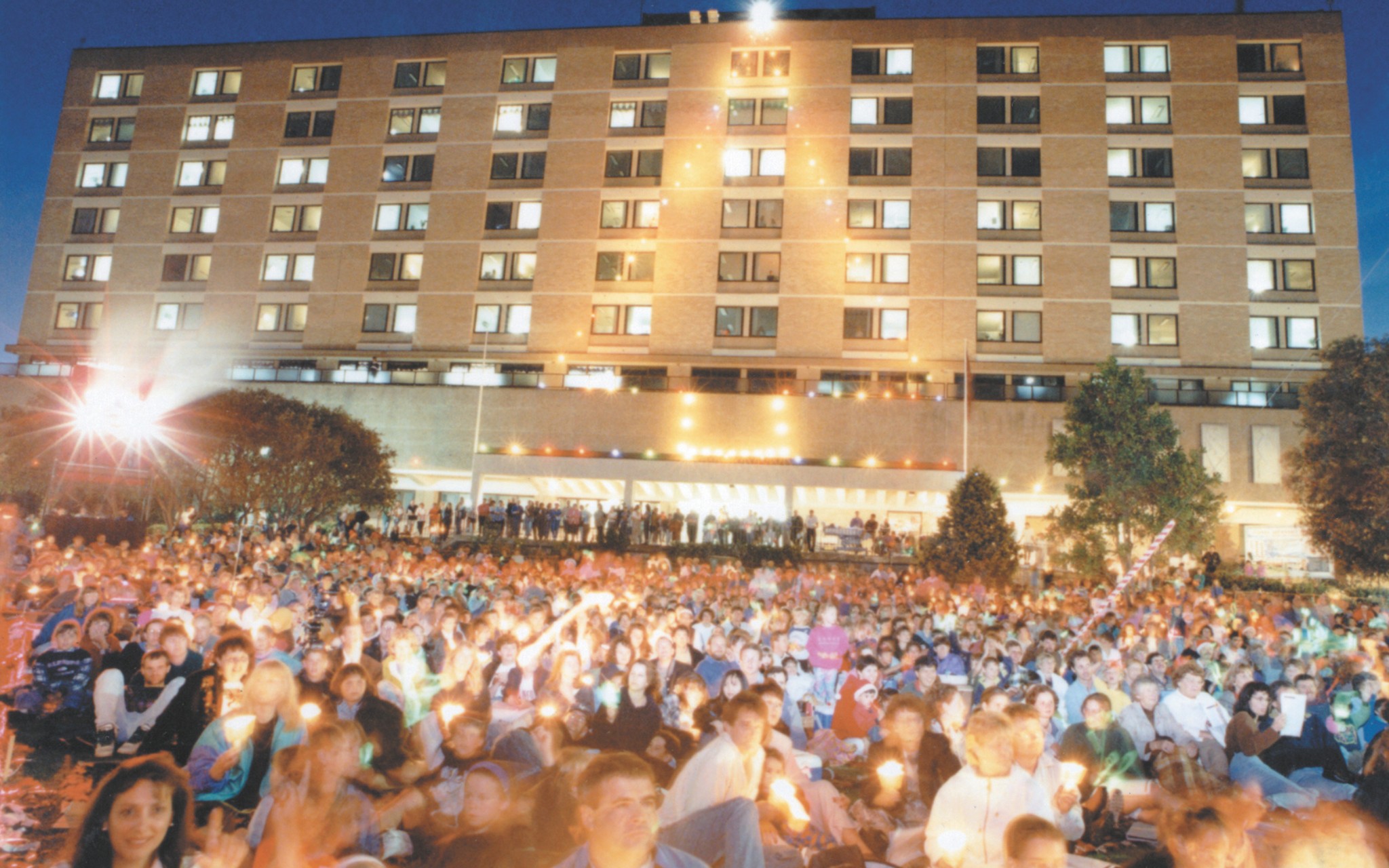 Sydney Adventist Hospital Facebook ad: Decades of memories