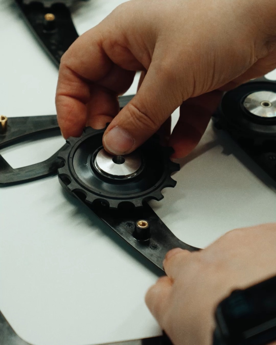 CeramicSpeed Facebook ad: Handbuilt for uncompromising quality