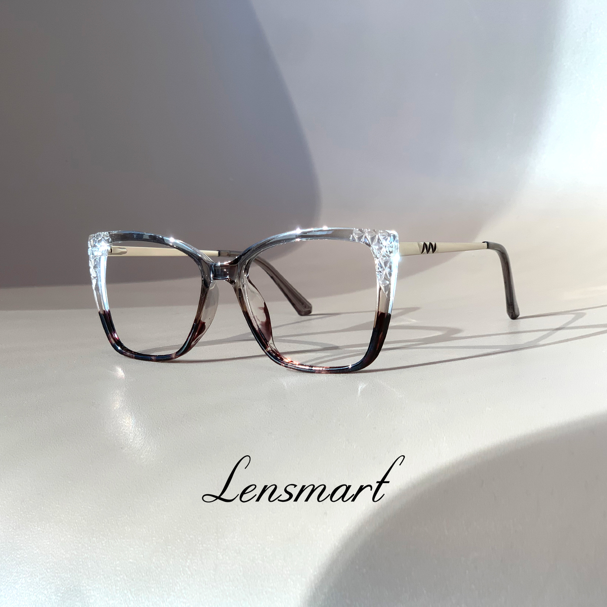 Lensmart Facebook ad