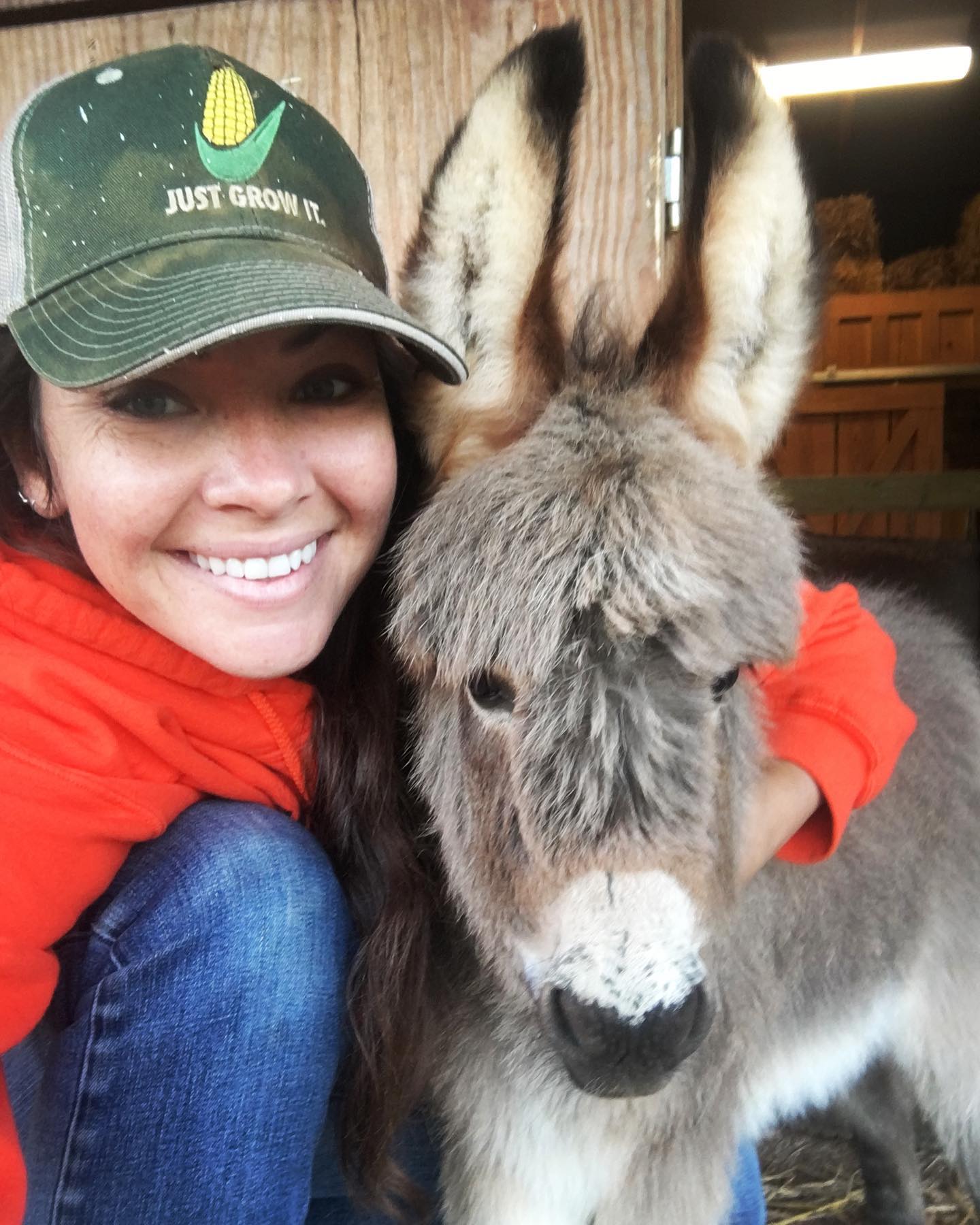 Washington Farms Facebook ad: Join our Farm Family!