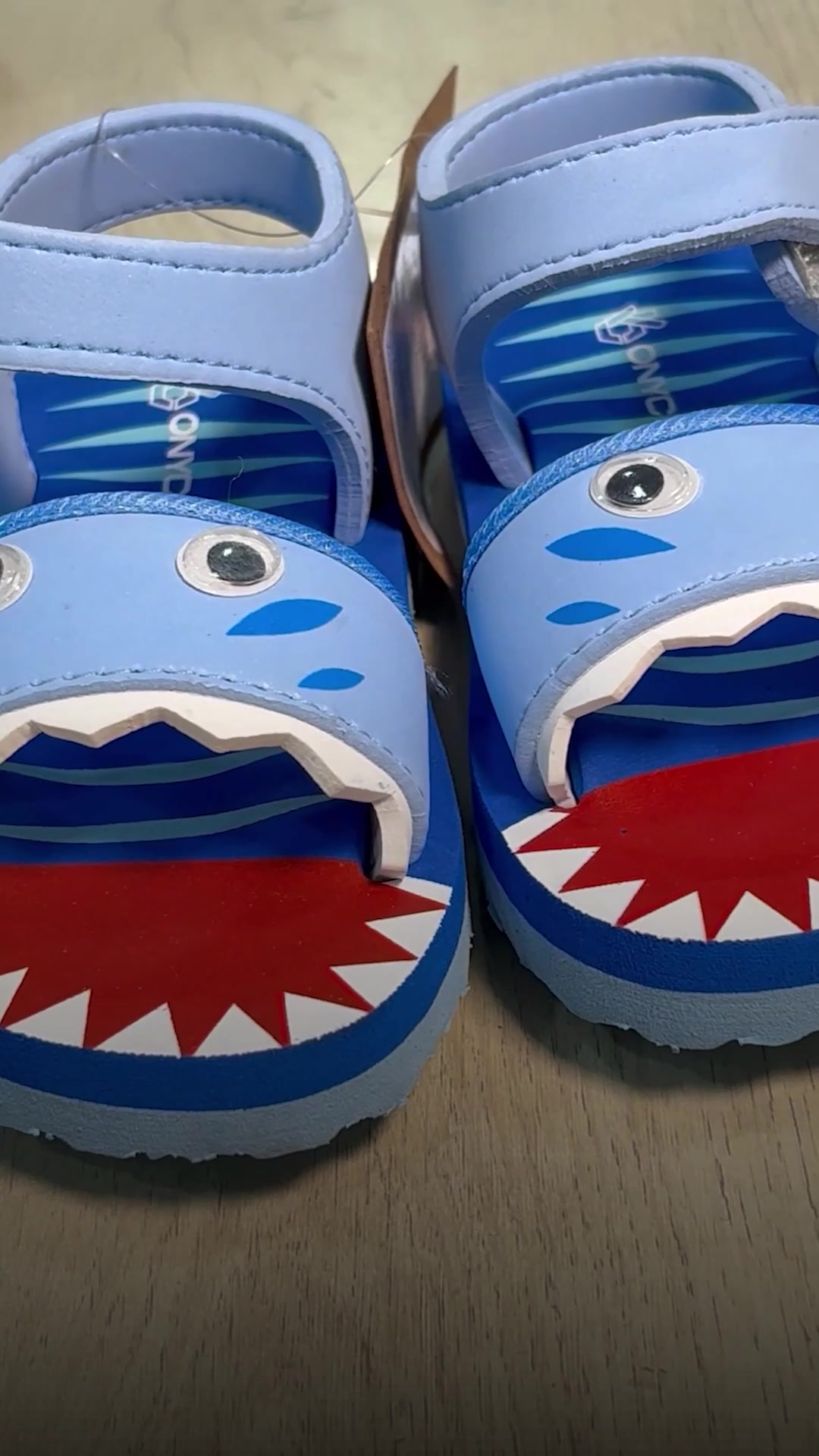 ONYC Facebook ad: India’s #1 Kids Shoes, On Sale!