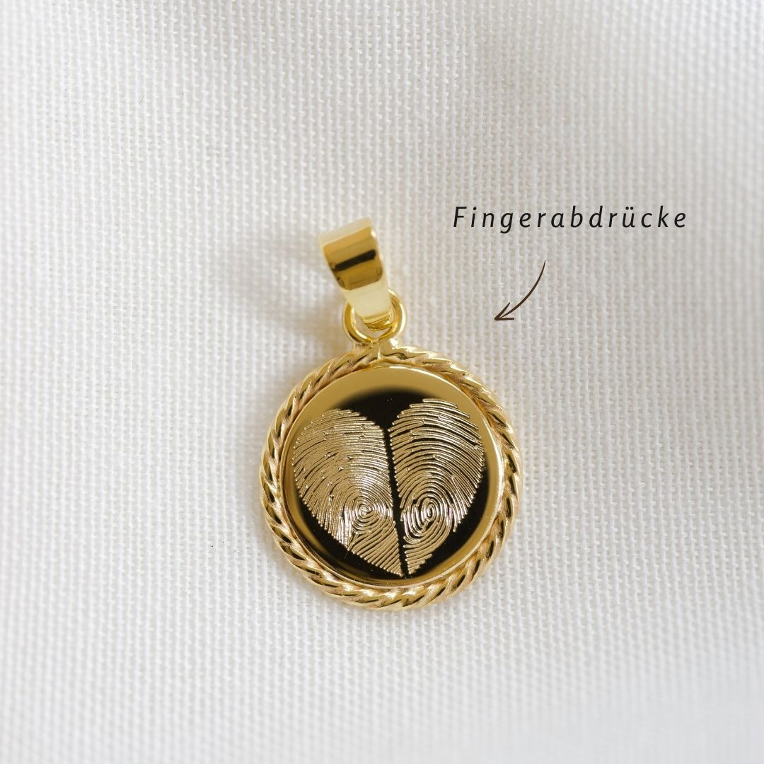 Salome Schmuck Facebook ad