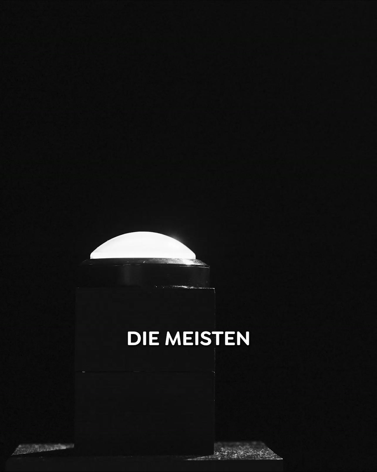 Greator Facebook ad: Ein Raum. Zwei Sessel. Ein Durchbruch.