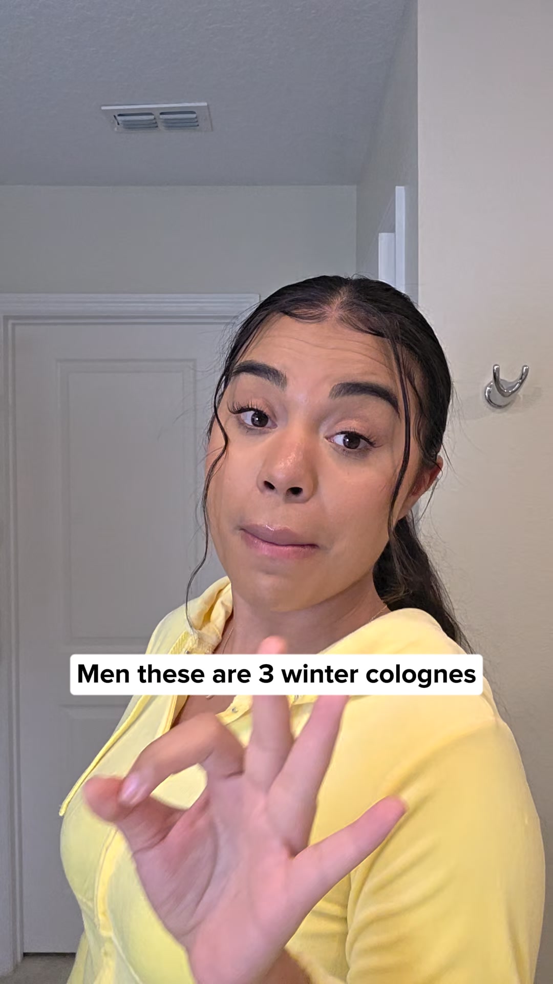 Sophie Haya Facebook ad: These colognes are a MUST have!