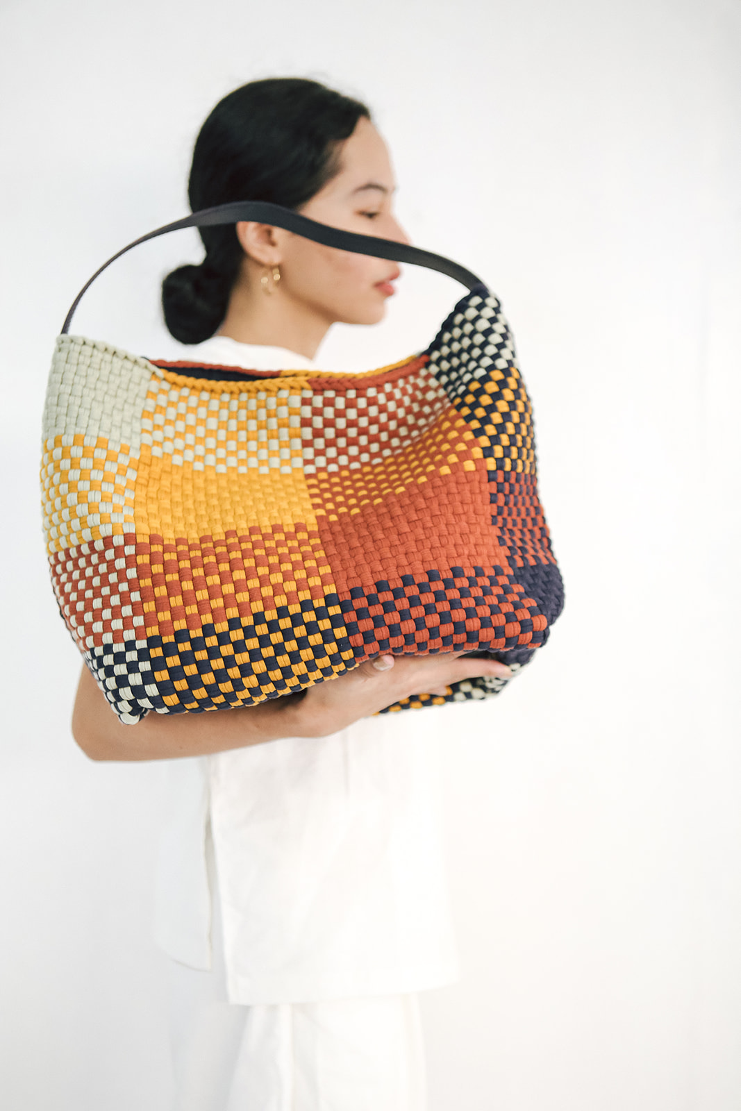 Rags2Riches, Inc. Facebook ad: The Buslo Bags