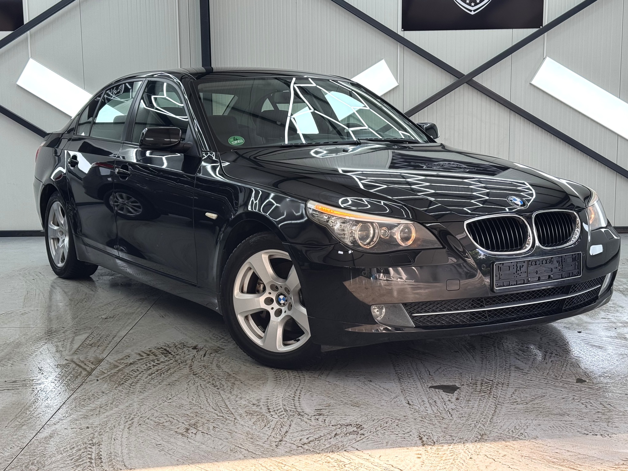 West Cars Auto - Rateautosh.ro Facebook ad