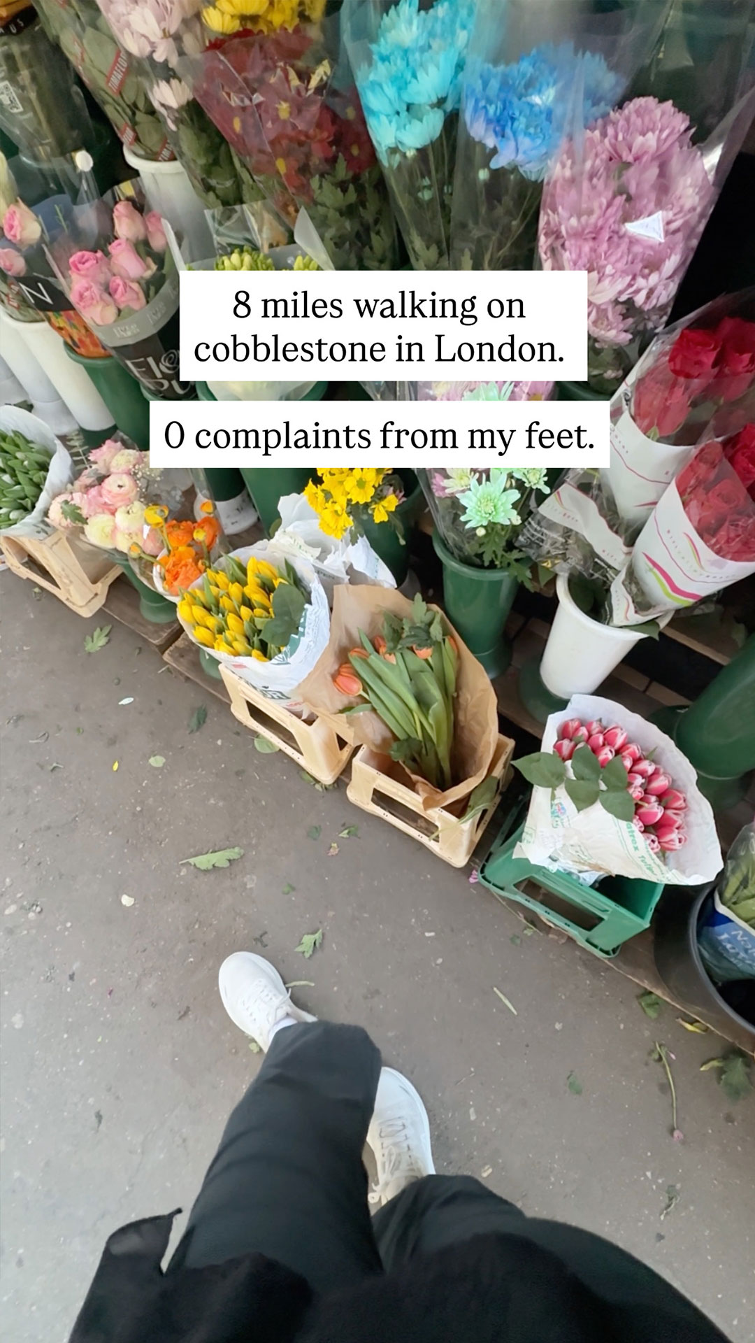 Feetures Facebook ad