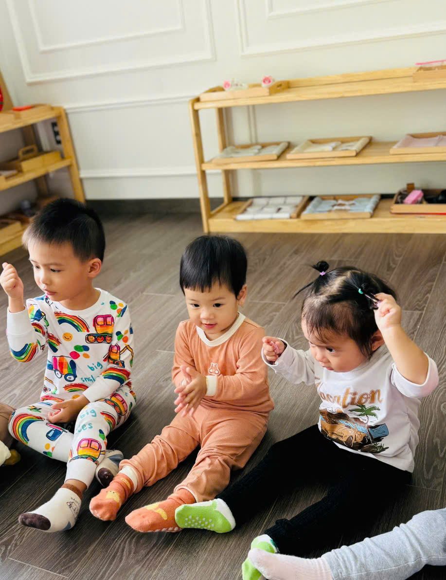Em's Da Lat Preschool Facebook ad: Cách Trẻ Học Ngôn Ngữ Trong Môi Trường…