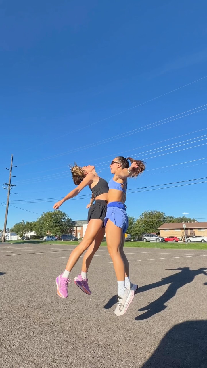 Honey Stinger Facebook ad: A great run fueled by @honeystinger waffles and…