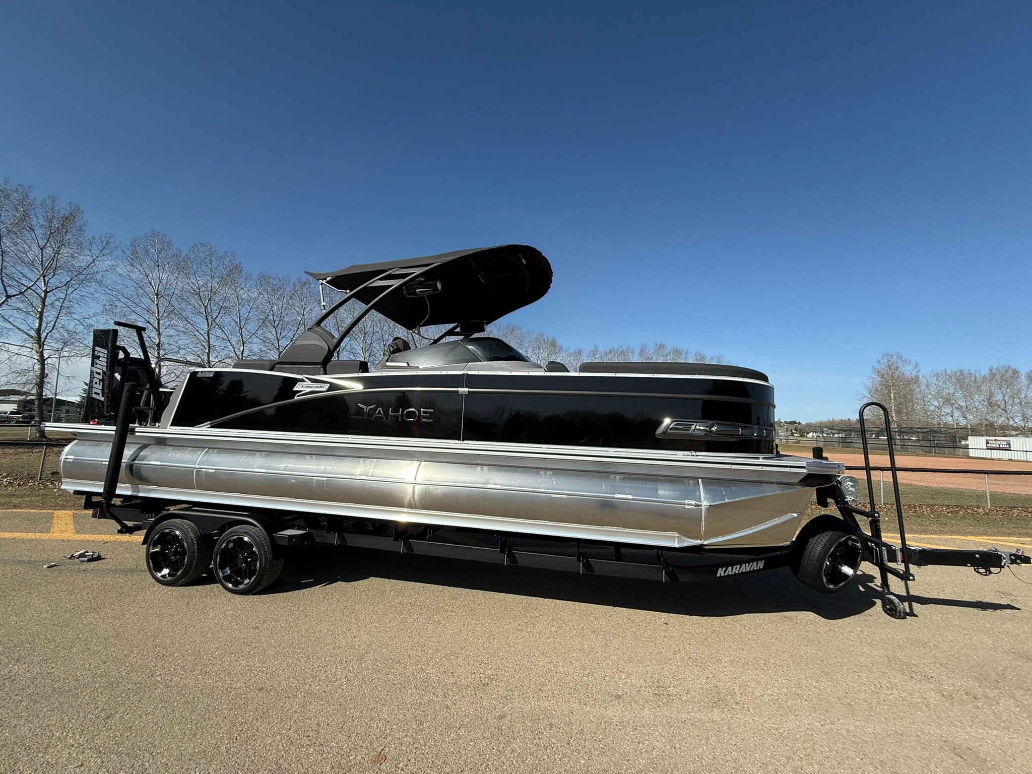 Stephen Beecroft Facebook ad: 2025 Tahoe/ Avalon Cascade Elite Windshield