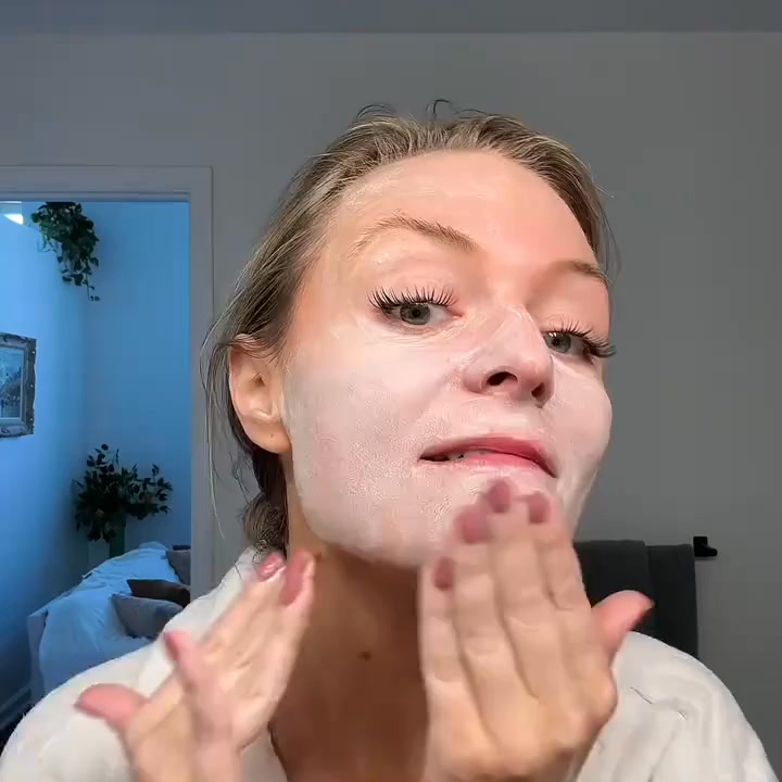 Beauty By Earth Facebook ad from Jun 17, 2026