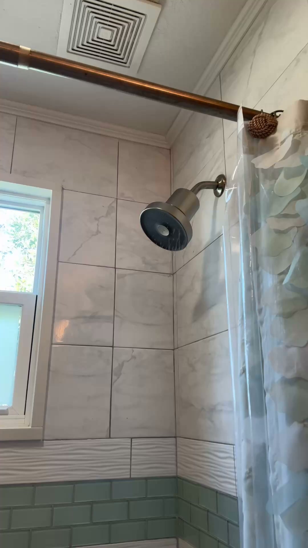 Jolie Facebook ad: #1 Filtered Showerhead Trusted By Dermatologists