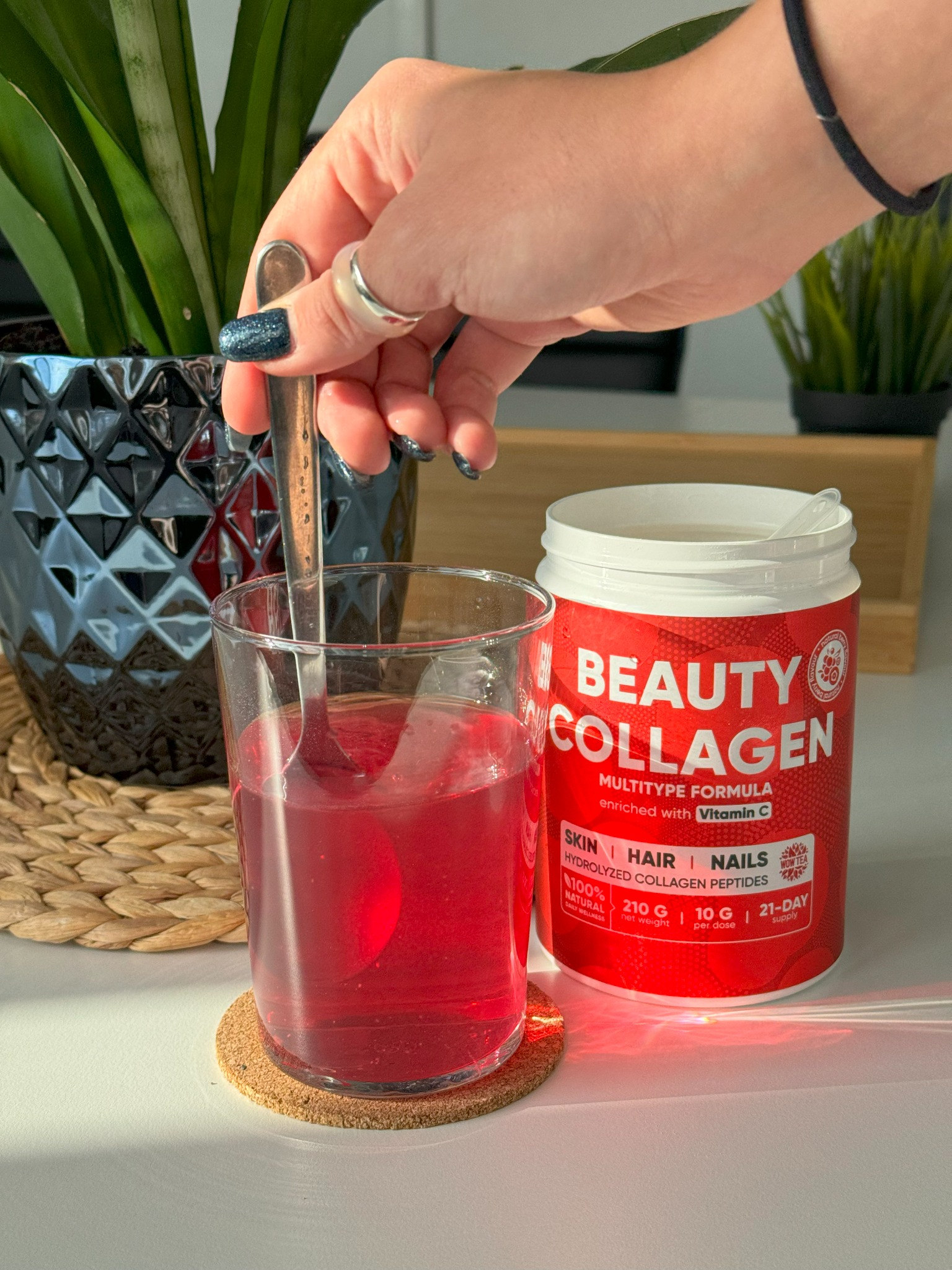 WOW TEA Switzerland Facebook ad
