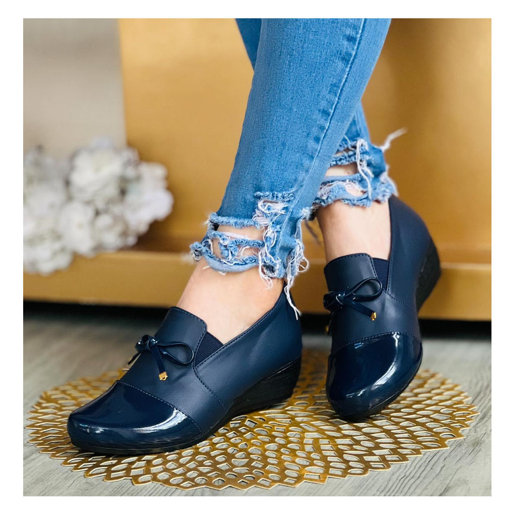 Botines Latinas Colombia Facebook ad
