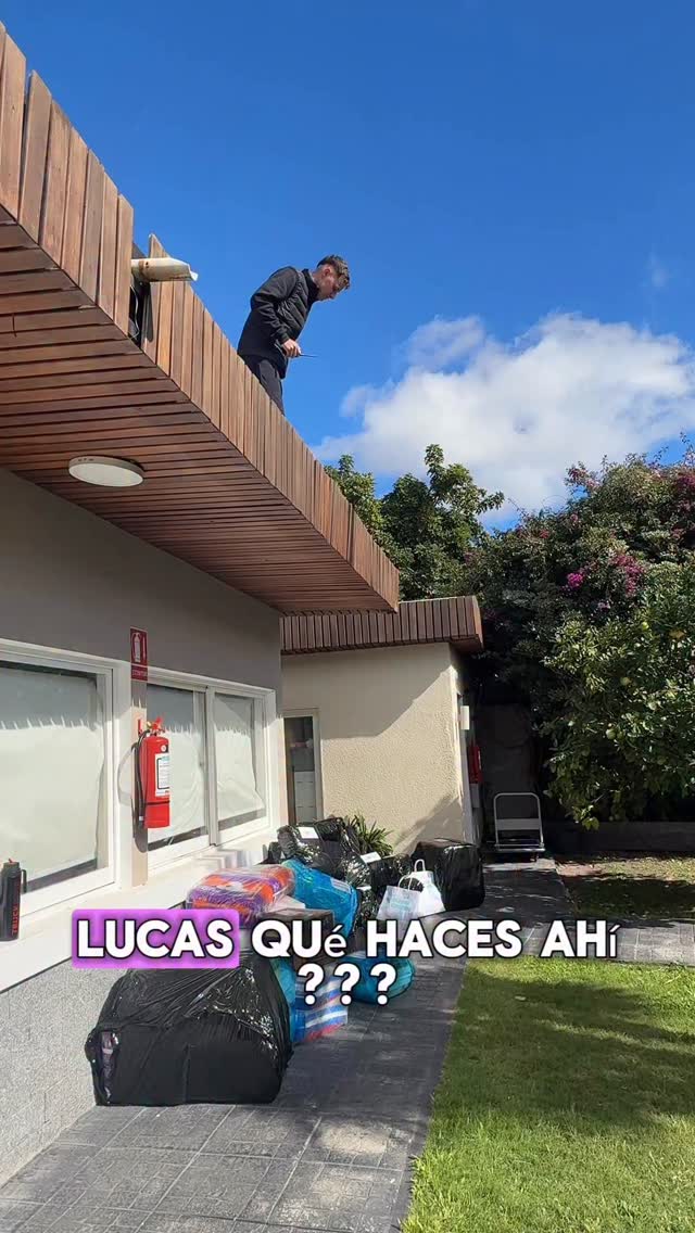 Siempre Conviene Facebook ad: Todo esto que ves acá son pedidos que…