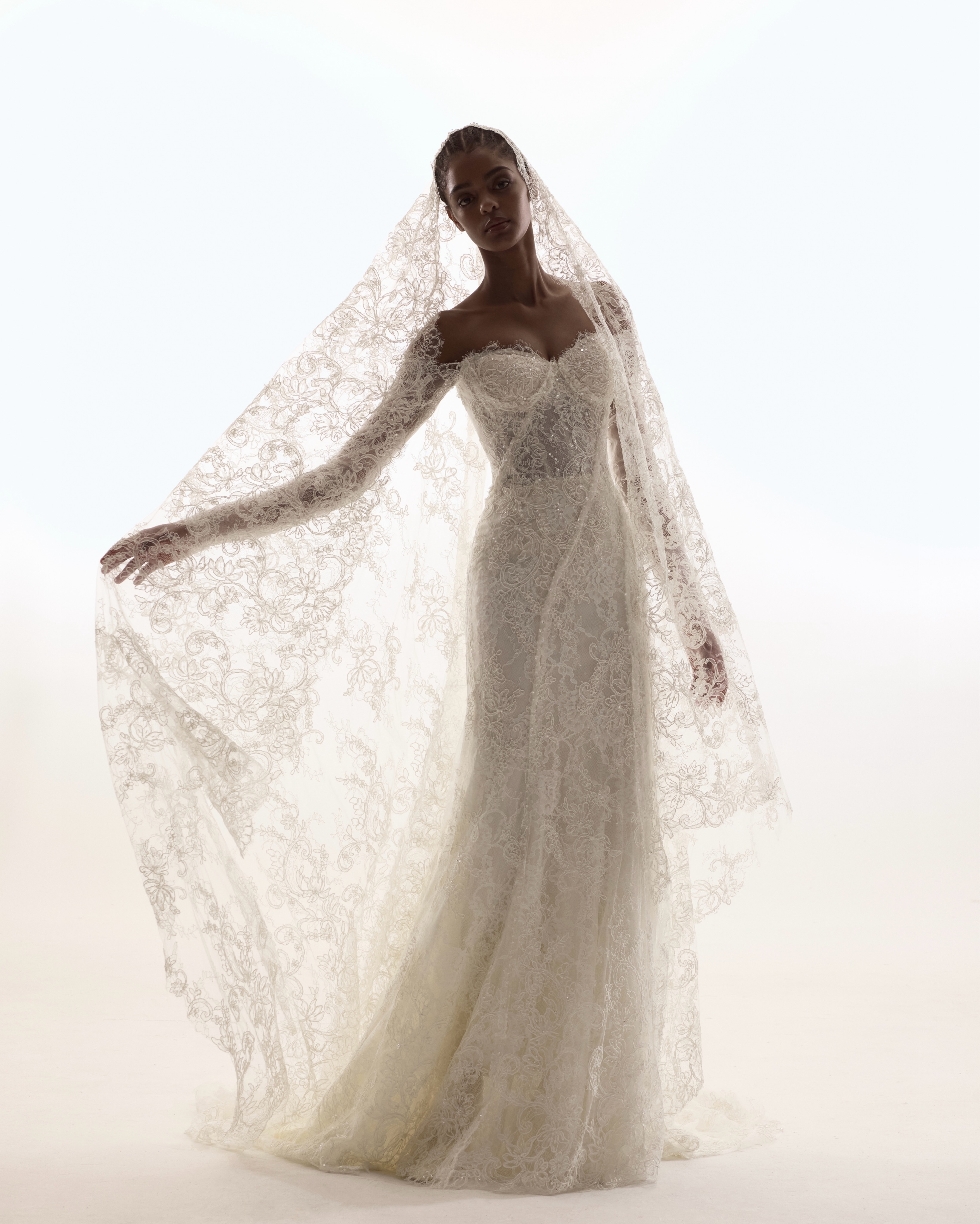 TheBride Paris Facebook ad: New Sélections