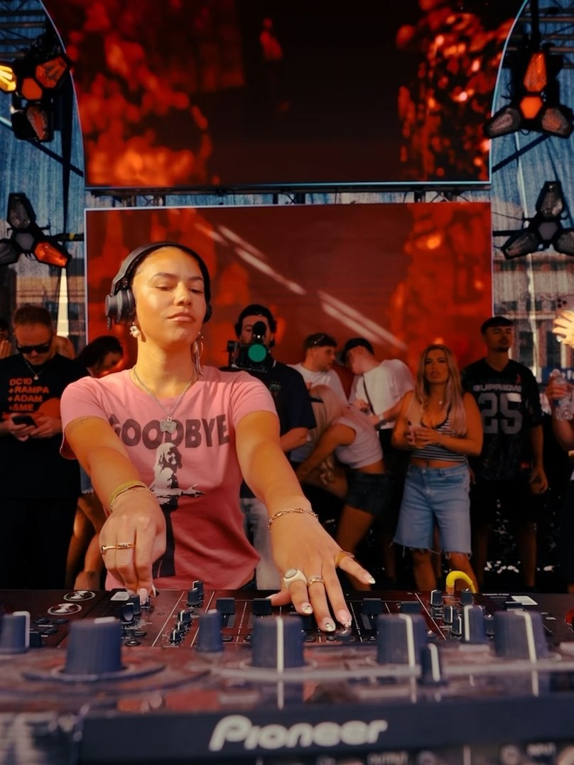 AIAIAI audio Facebook ad: Explore TMA-2 DJ Wireless
