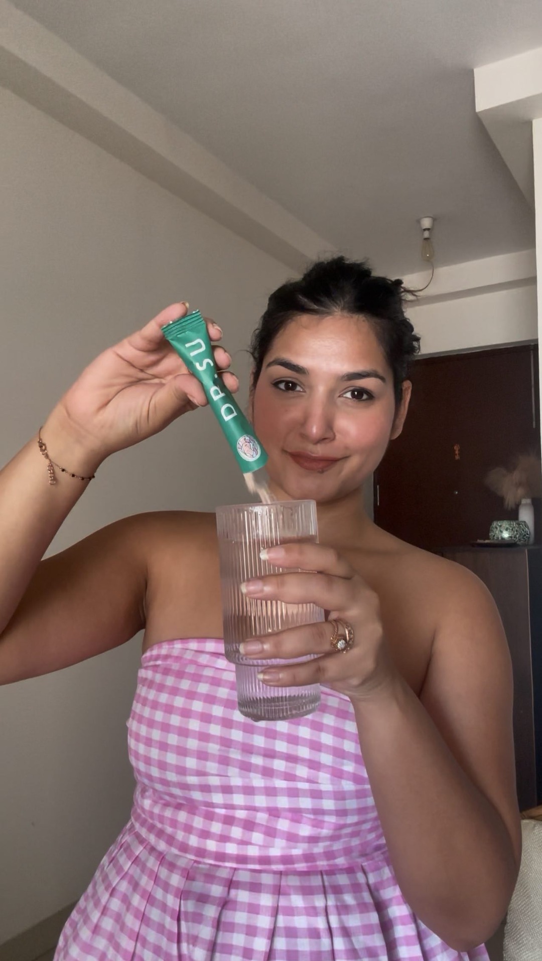 Dr. Su Formulations Facebook ad: Your skin reflects what’s going on inside