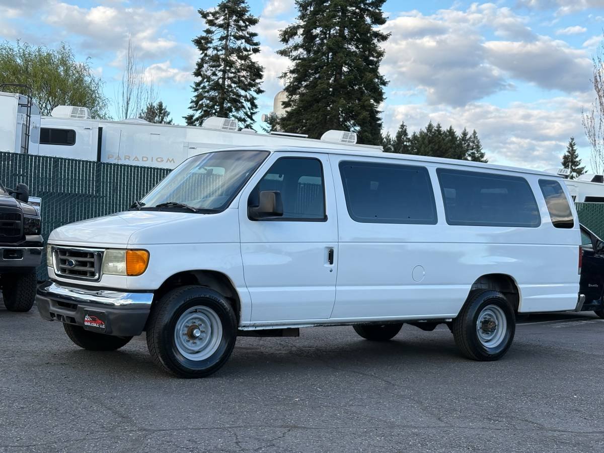 Mamoon Abukhater Facebook ad: 2009 Chrysler Town & Country Touring - WHEELCHAIR VAN /…