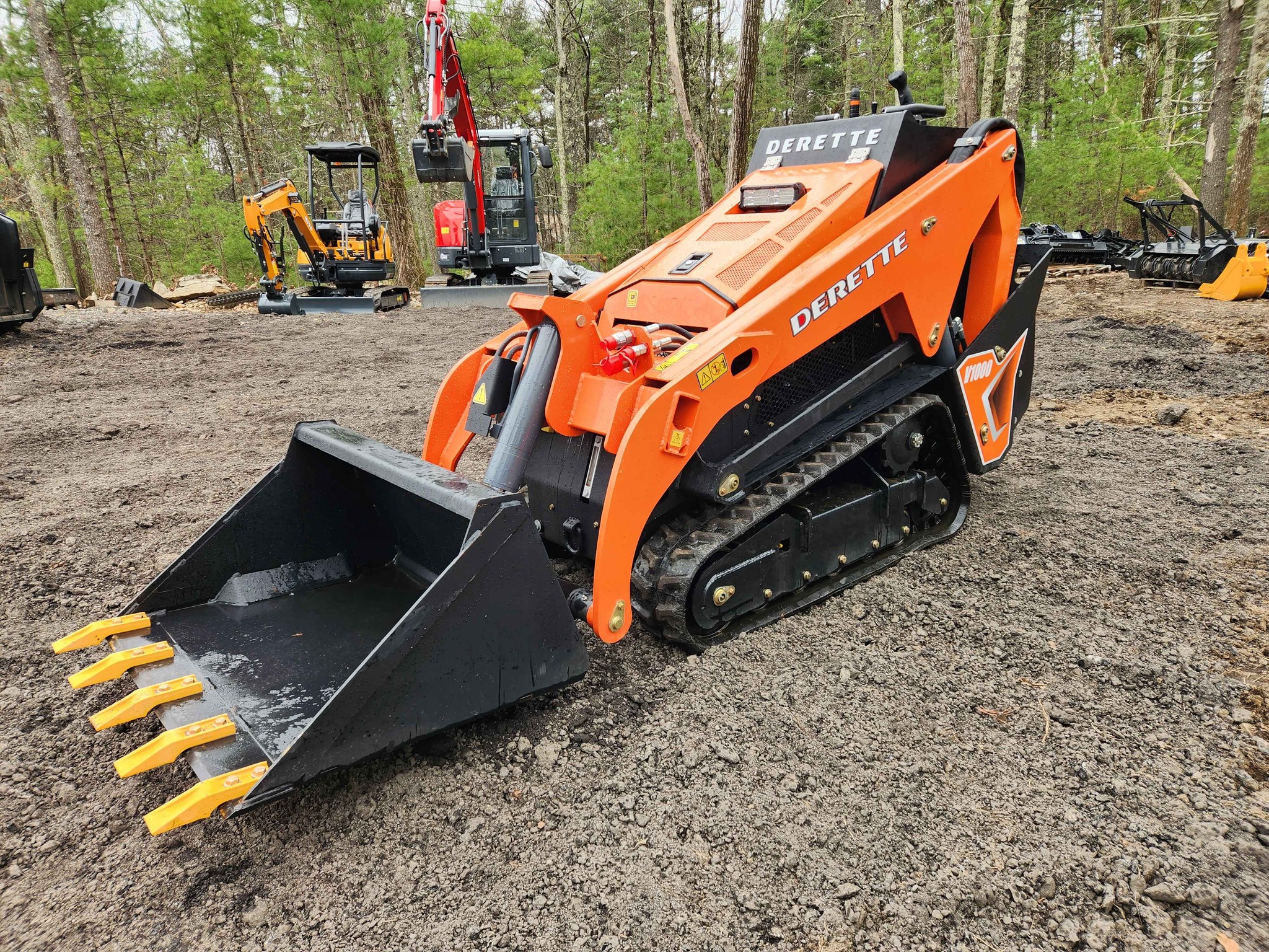 Pat Gallagher Facebook ad: Derrette v1000 new mini skidsteer Kubota diesel