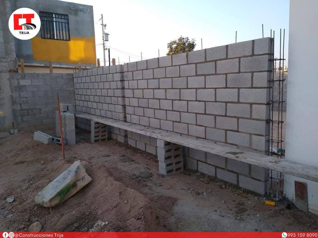 Construcciones y Estructuras del Sureste Facebook ad: Al Construir tu barda perimetral ganas PRIVACIDAD