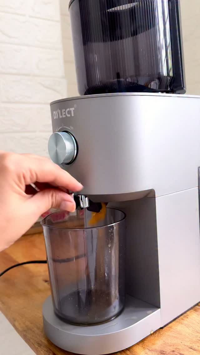 Neha Tyagi Facebook ad: Freshly made juice at home
