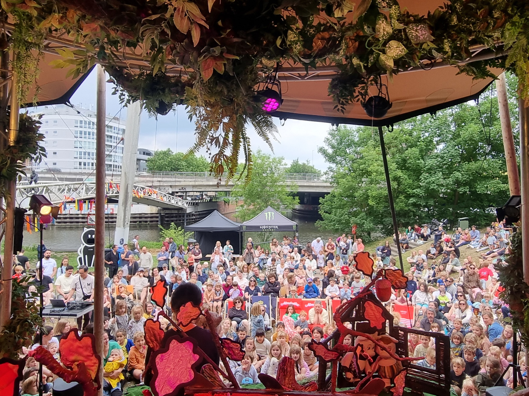 Wallhala Facebook ad: Wallhala - Gratis Kinderfestival in het Keizerpark