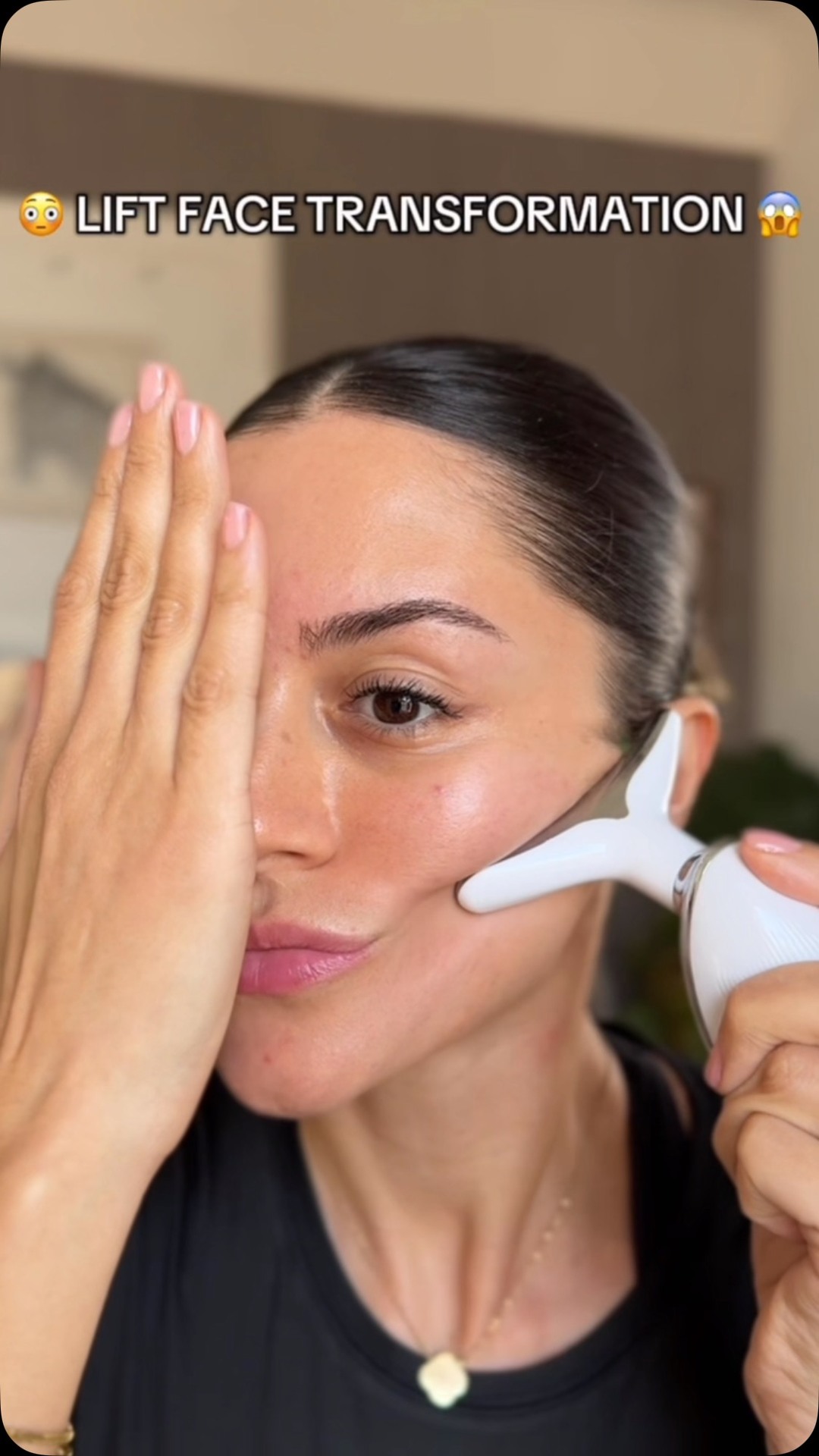 Soluna SKIN Facebook ad: transforms your face