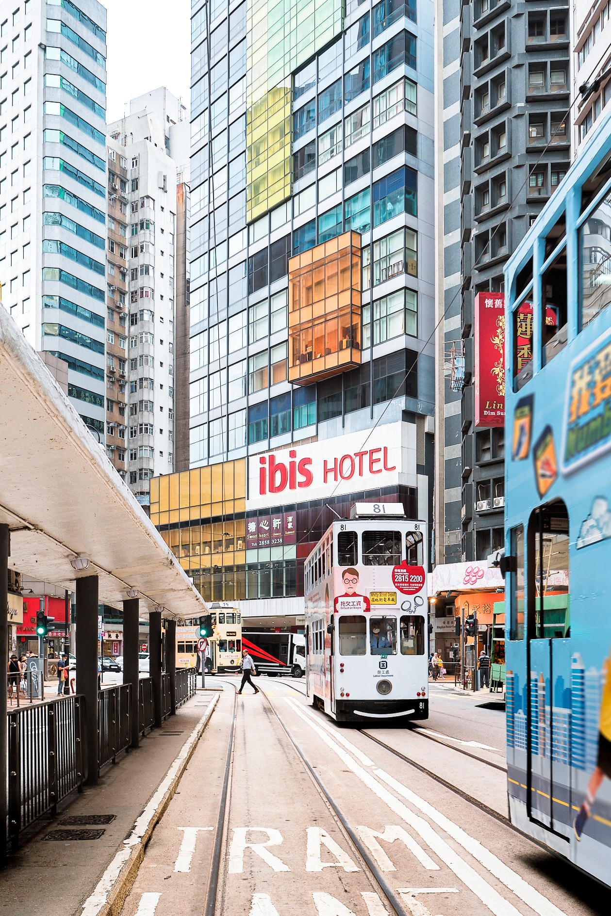 Ibis Hong Kong Central & Sheung Wan Facebook ad