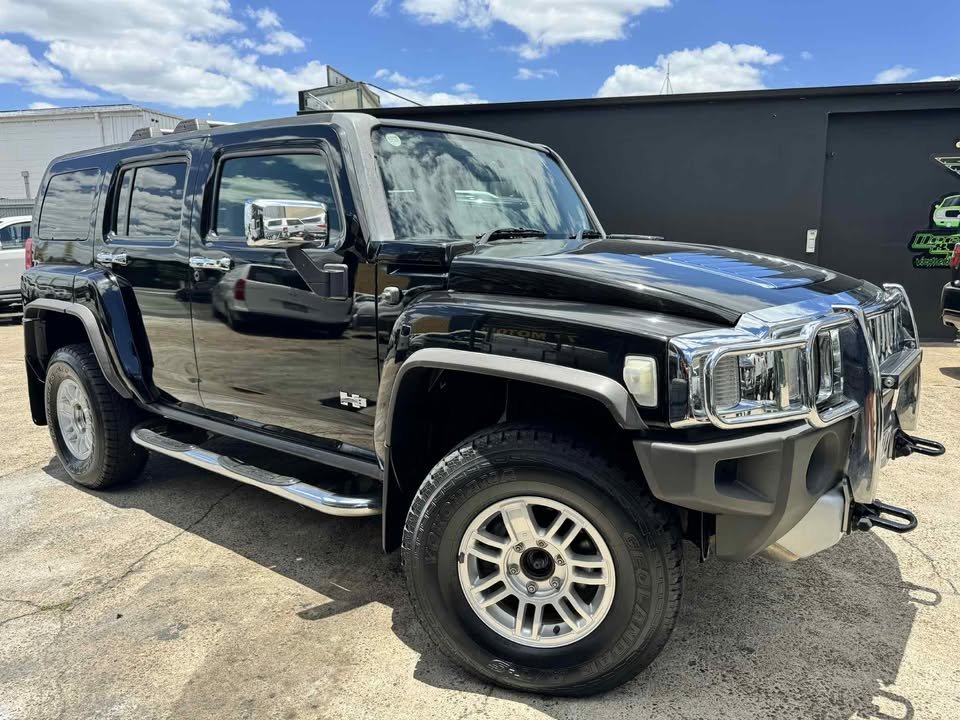 Peter Wood Facebook ad: 2008 Hummer H3 4X4 LUXURY AUTOMATIC 3.7L PETROL WAGON