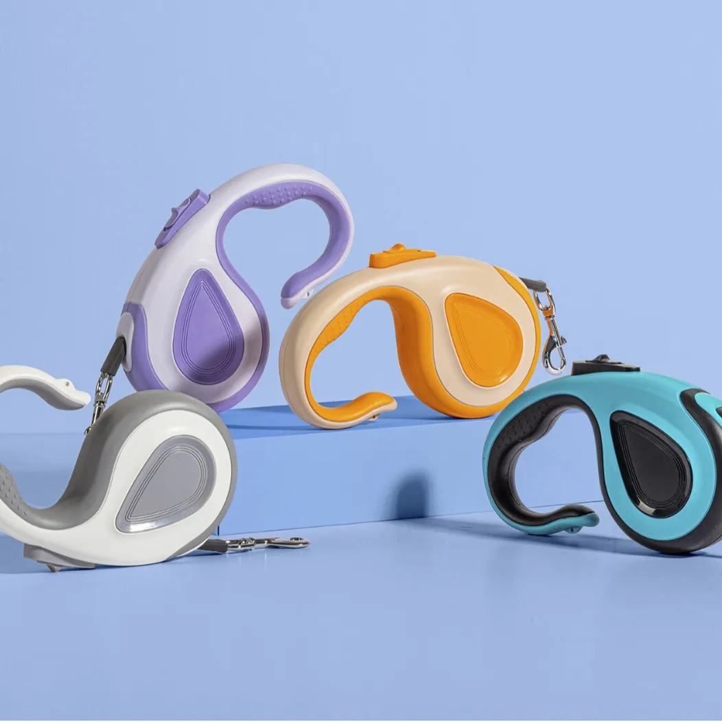 Alibaba.com Facebook ad: Source Pet Supplies on Alibaba.com.