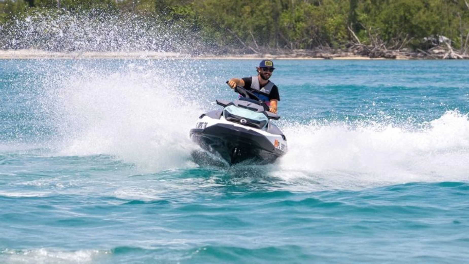 Gulf of 'Merica Rentals Facebook ad: Jet Ski Rental Service in Lee County, FL