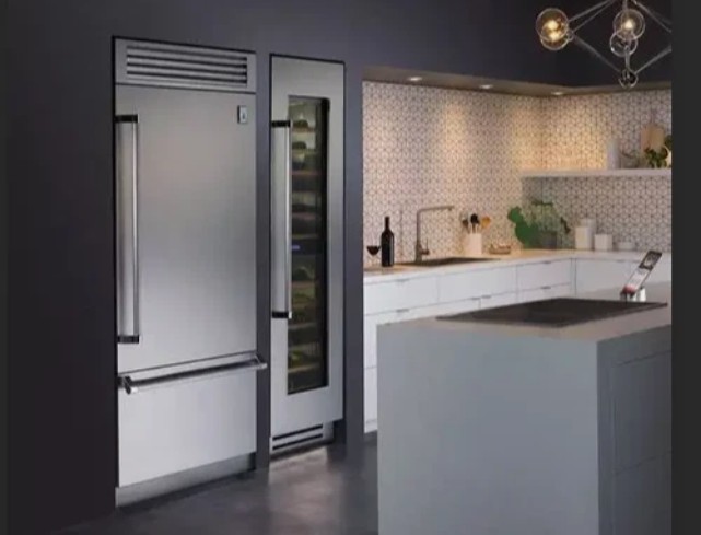 JM Kang Facebook ad: Hestan 36 Built-In Refrigerator with 24 Wine Column
