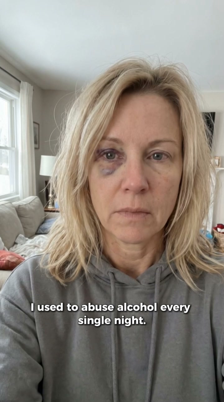 Mindful Drinking Community Facebook ad: 82% less alcohol in 30 days