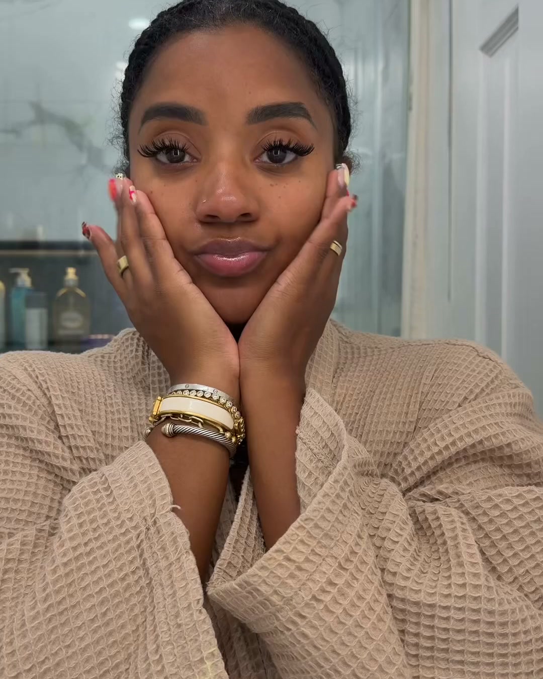Elemis Facebook ad: The Makeup-Melting Balm
