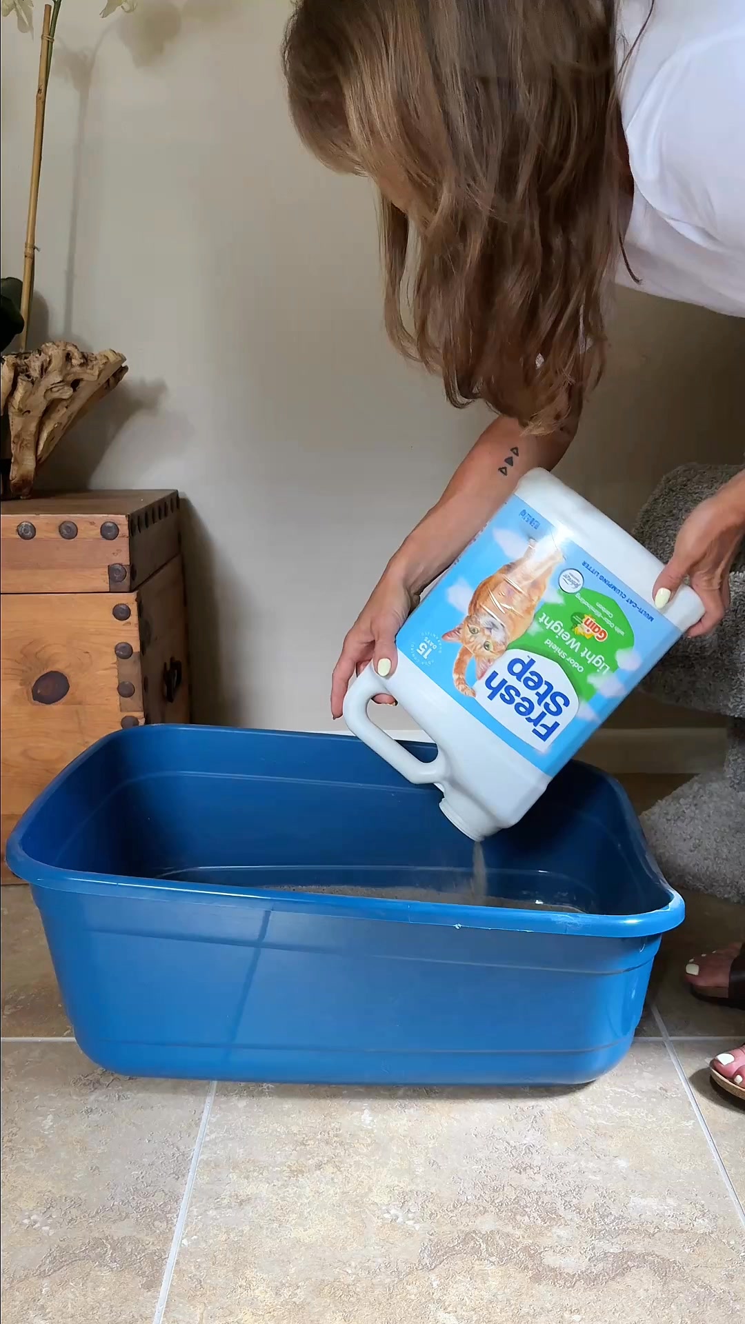 Fresh Step Litter Facebook ad: Fresh Step's Light Weight Litter