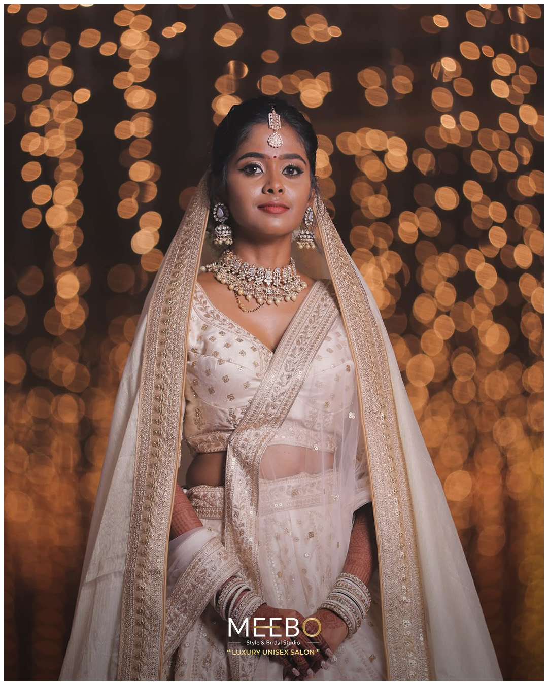 Meebo - Style & Bridal Studio Facebook ad: Ready to stun at your wedding reception?