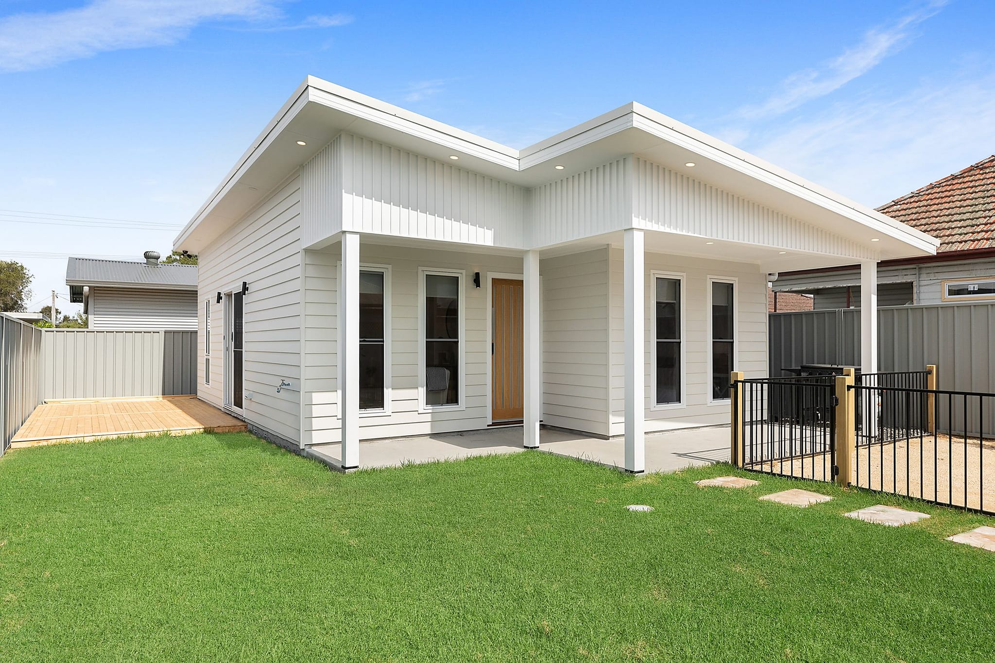 Aplus Granny Flats Facebook ad