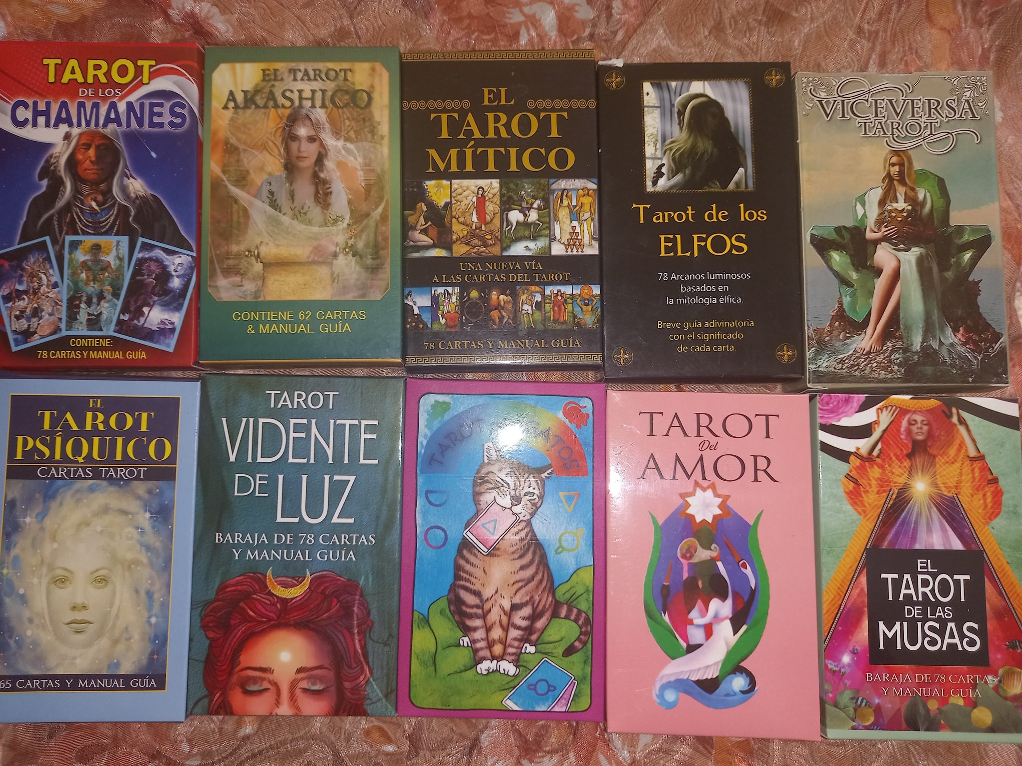 Perú Tarot Facebook ad: Venta de tarot, oráculos, accesorios, libros y cristales…