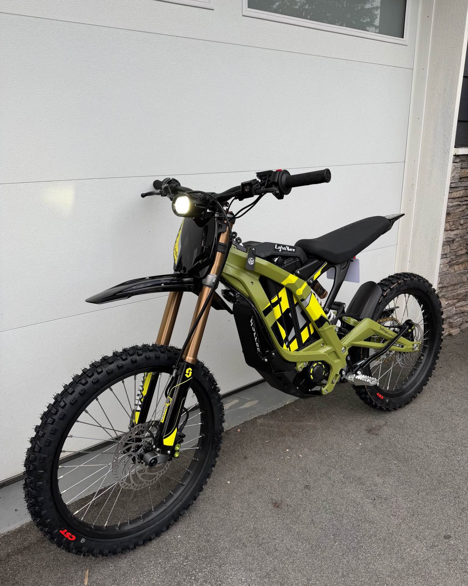 Matt Matt Facebook ad: 2025 BRAND NEW Surron Light bee x